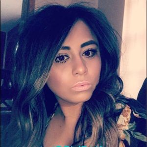 Meet your Posher, Lorena